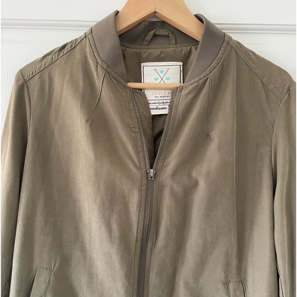 Style Me LA Bomber Jacket (M) - Picture 5 of 7